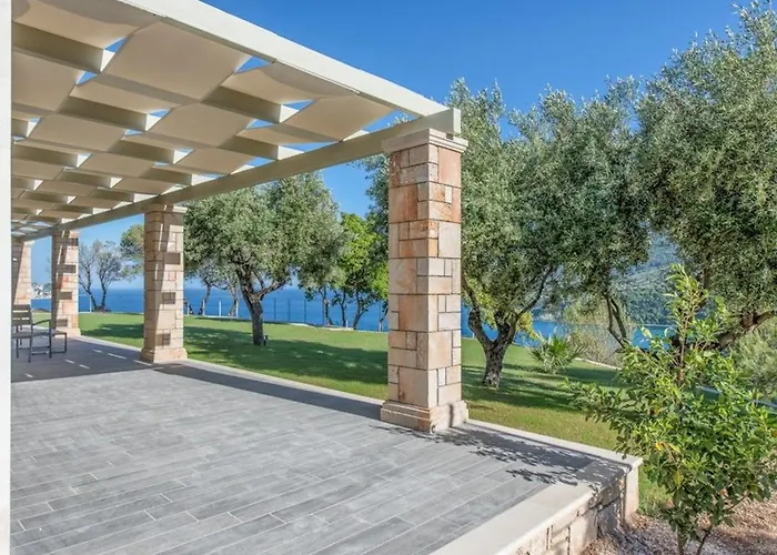 Vila Luxury Zante Artina Poolside Bar Childrens Playground *